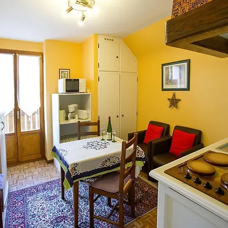 Gites Les Cepages Ammerschwihr Room photo